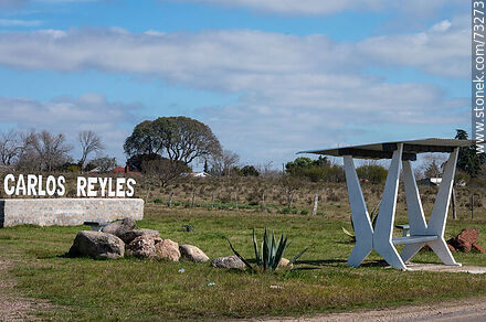 Sign at the entrance of Carlos Reyles - Durazno - URUGUAY. Photo #73273