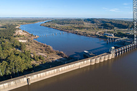 Rincón del Bonete Hydroelectric Dam - Tacuarembo - URUGUAY. Photo #73302