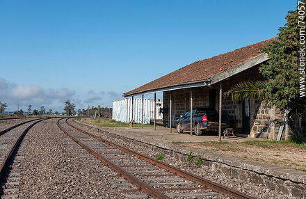 Estación de ferrocarril de pueblo Achar - Departamento de Tacuarembó - URUGUAY. Foto No. 74057
