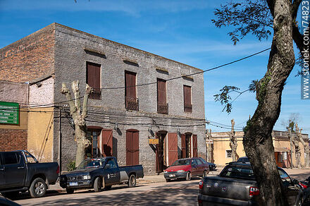 Old brick building - Department of Treinta y Tres - URUGUAY. Photo #74823