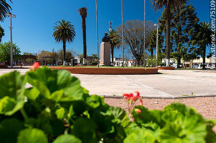 Santa Rosa Square - Department of Canelones - URUGUAY. Photo #75109
