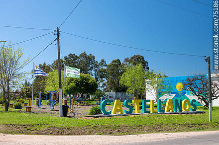 Castellanos sign in front of the school - Department of Canelones - URUGUAY. Photo #75186