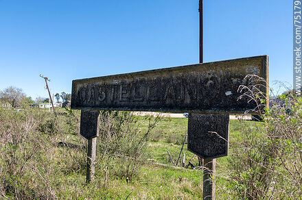 Castellanos railroad station sign - Department of Canelones - URUGUAY. Photo #75179