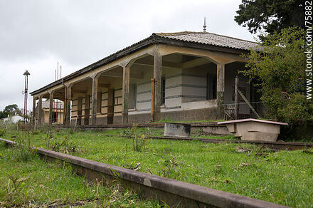 Estación Chileno que funciona como policlínica - Departamento de Durazno - URUGUAY. Foto No. 75882