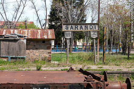 Estación de ferrocarril de Sarandí Grande. Cartel de la estación - Departamento de Florida - URUGUAY. Foto No. 76063