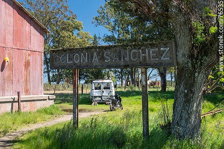 Old train station Colonia Sanchez. Station sign - Department of Florida - URUGUAY. Photo #76535