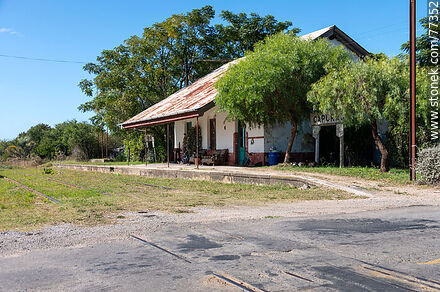 Antigua estación de trenes Capurro (2022) - Departamento de San José - URUGUAY. Foto No. 77352