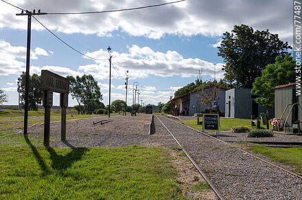 Estación de trenes de Mal Abrigo conservada para el turismo - Departamento de San José - URUGUAY. Foto No. 77487