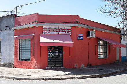 La Ojota store - San José - URUGUAY. Photo #77538