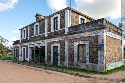 Estación de trenes de Pando (2022) - Departamento de Canelones - URUGUAY. Foto No. 77726