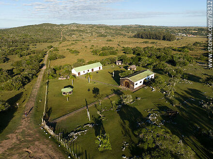 Vista aérea de los museos militares de San Miguel - Departamento de Rocha - URUGUAY. Foto No. 78312