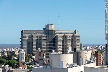 Hospital de Clínicas y el Río de la Plata - Departamento de Montevideo - URUGUAY. Foto No. 80381