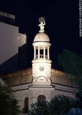 Torre y cúpula de la ex tienda London-París - Departamento de Montevideo - URUGUAY. Foto No. 84551