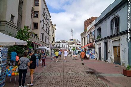 Yacaré Pedestrian Walkway - Department of Montevideo - URUGUAY. Photo #84762