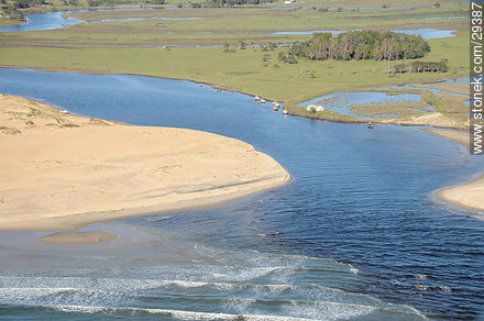 Desembocadura del arroyo Valizas - Departamento de Rocha - URUGUAY. Foto No. 29387