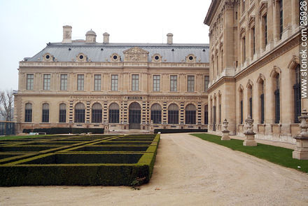 Musée du Louvre - París - FRANCIA. Foto No. 25926