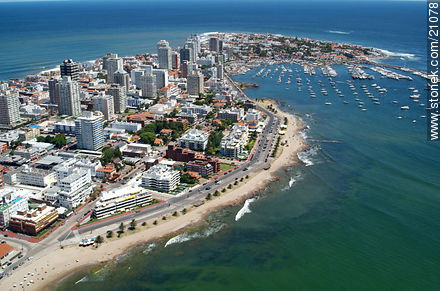  - Punta del Este and its near resorts - URUGUAY. Photo #21078